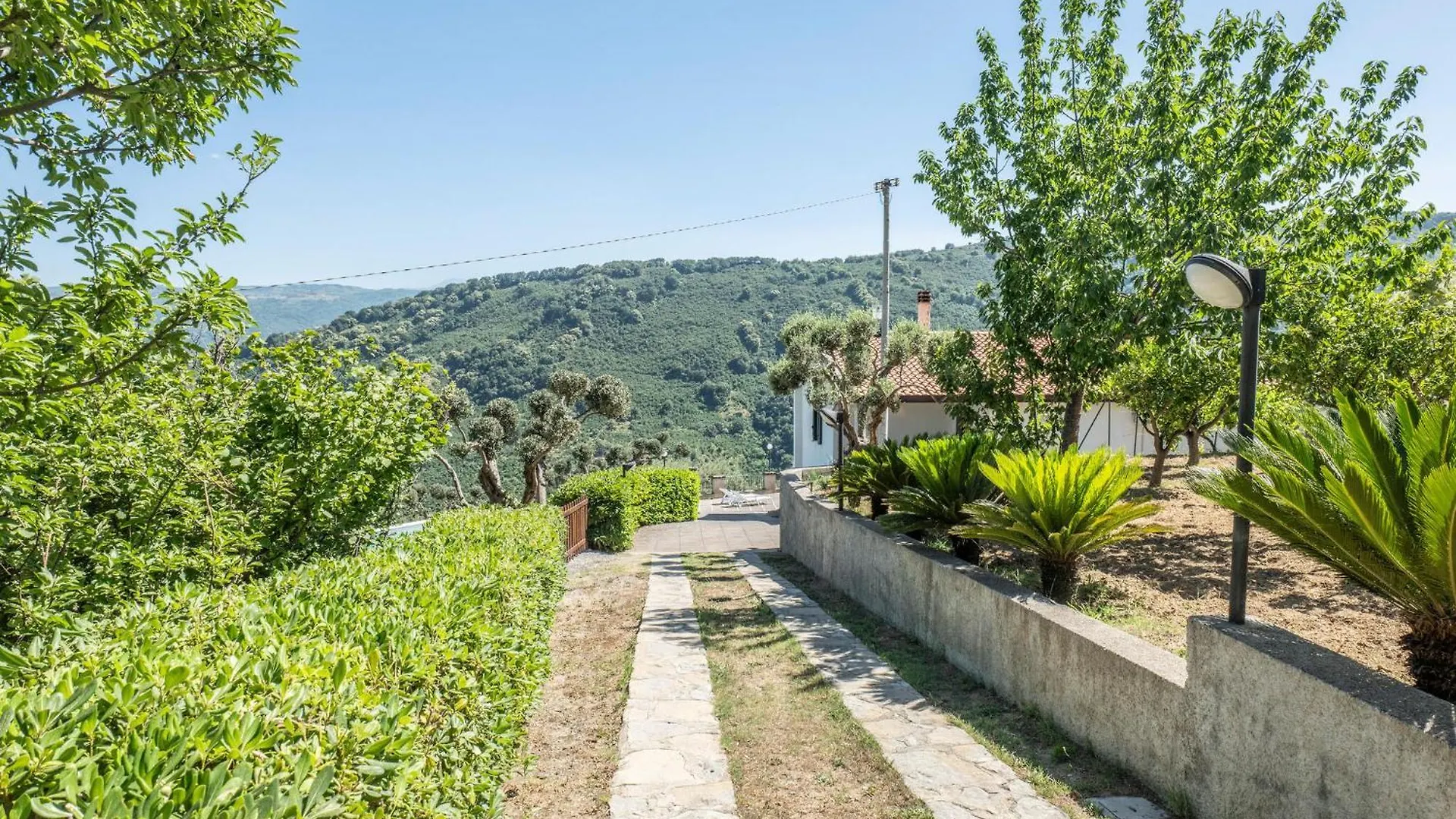 3 Bedroom Beautiful Home In Librizzi Italy