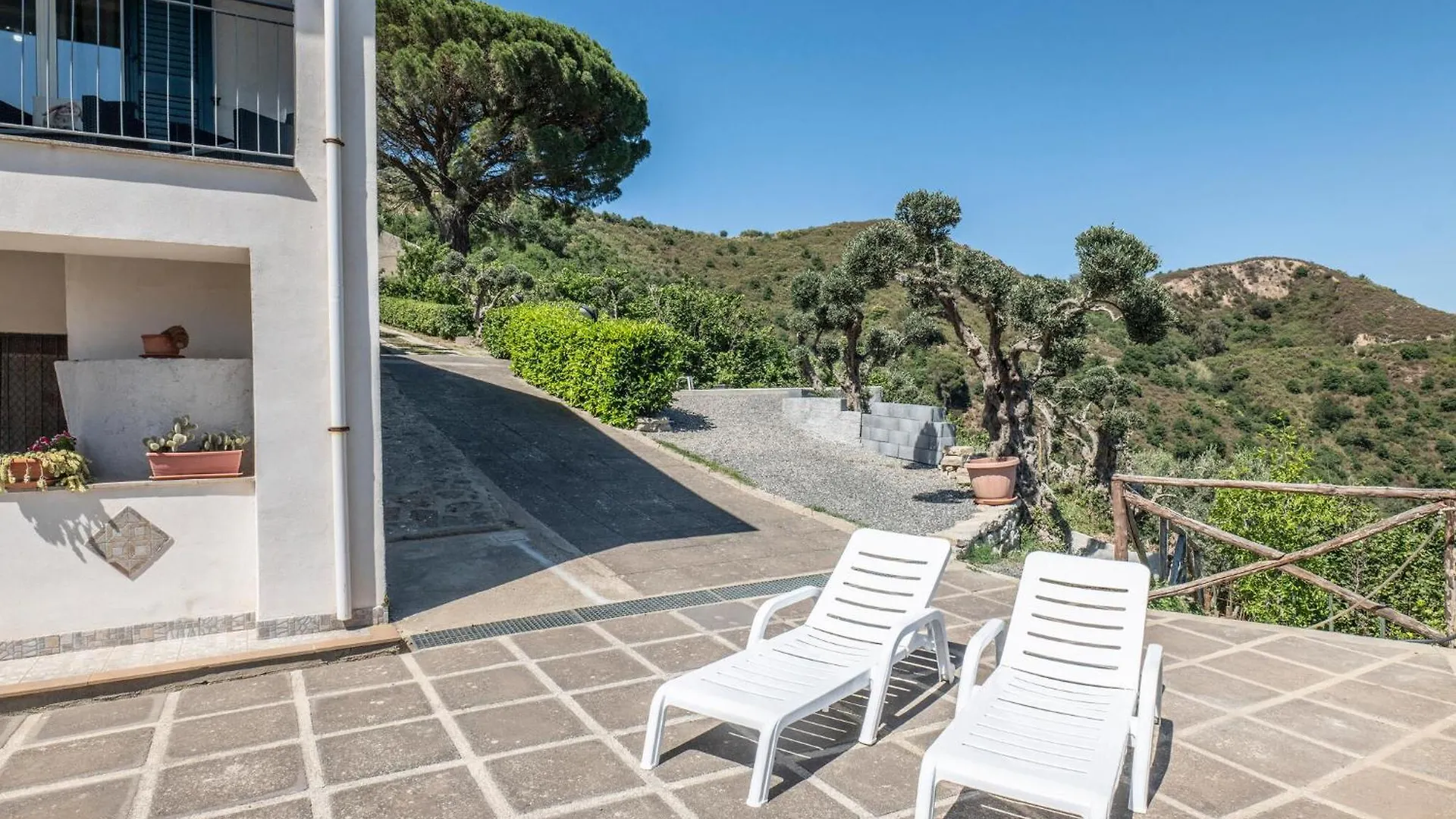 3 Bedroom Beautiful Home In Librizzi