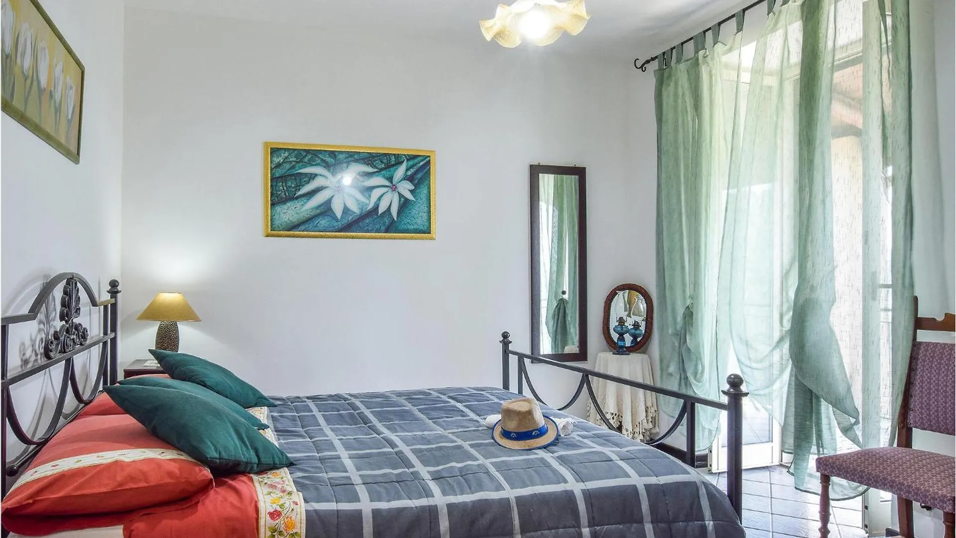 3 Bedroom Beautiful Home In Librizzi Holiday home