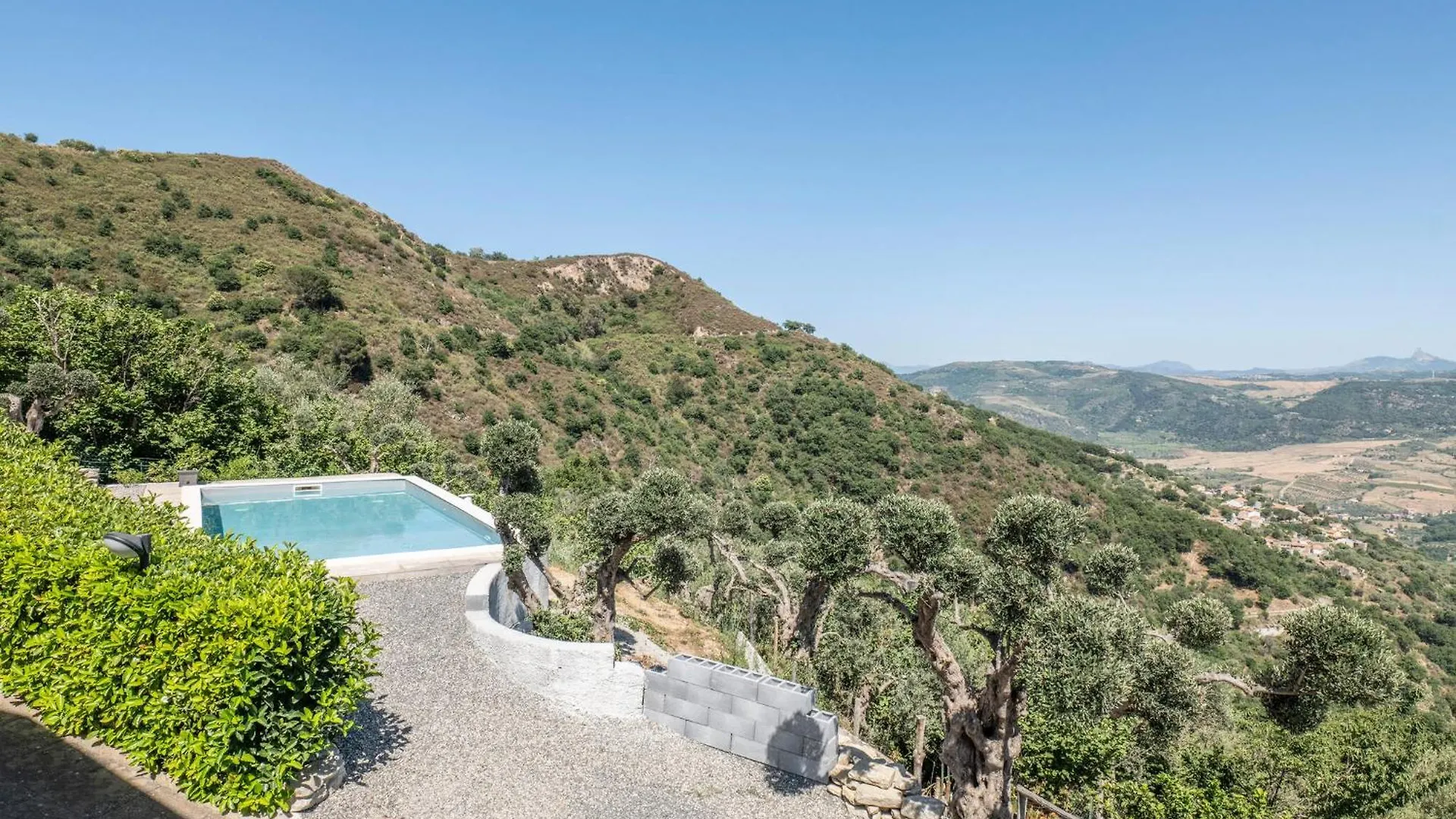 3 Bedroom Beautiful Home In Librizzi 0*,